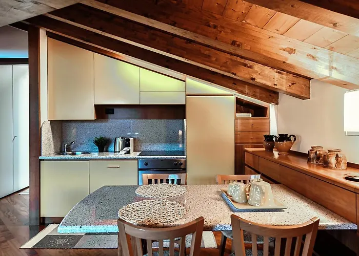 Sunflower - By My In Como Апартаменты *